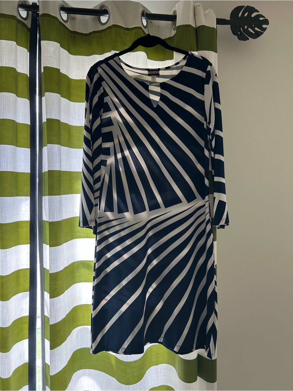 Haani Navy and White Geometric Midi Dress